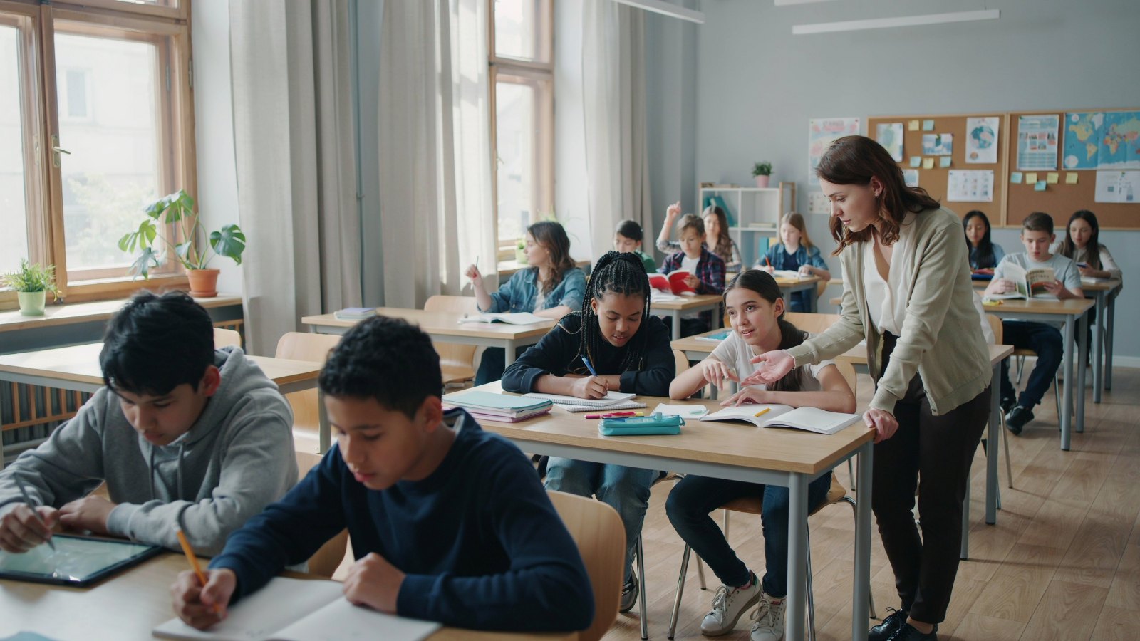 Öğrencilerde Kendini Düzenleme Becerilerini Geliştirmek: Kapsamlı Bir Rehber